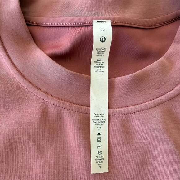 Lululemon Softstreme Pullover - Picture 2 of 6